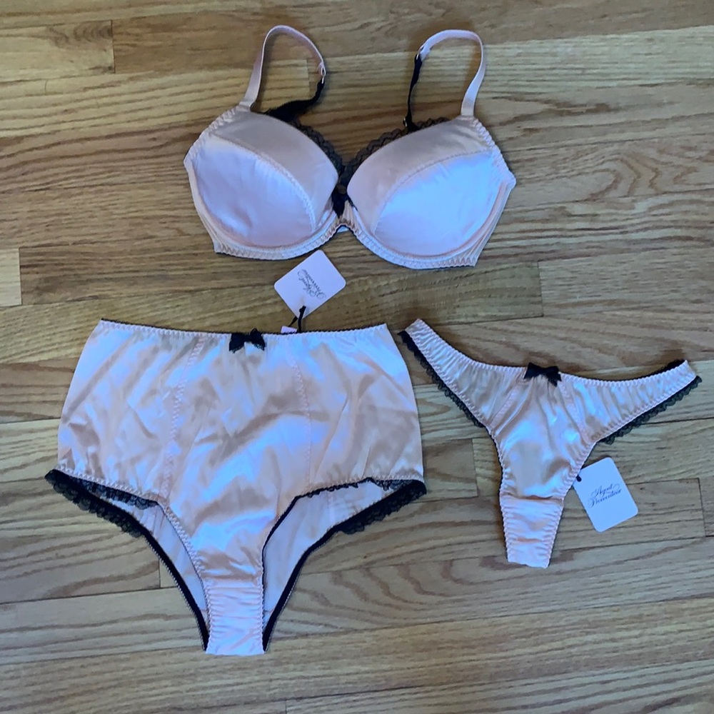 AP Felinda Set